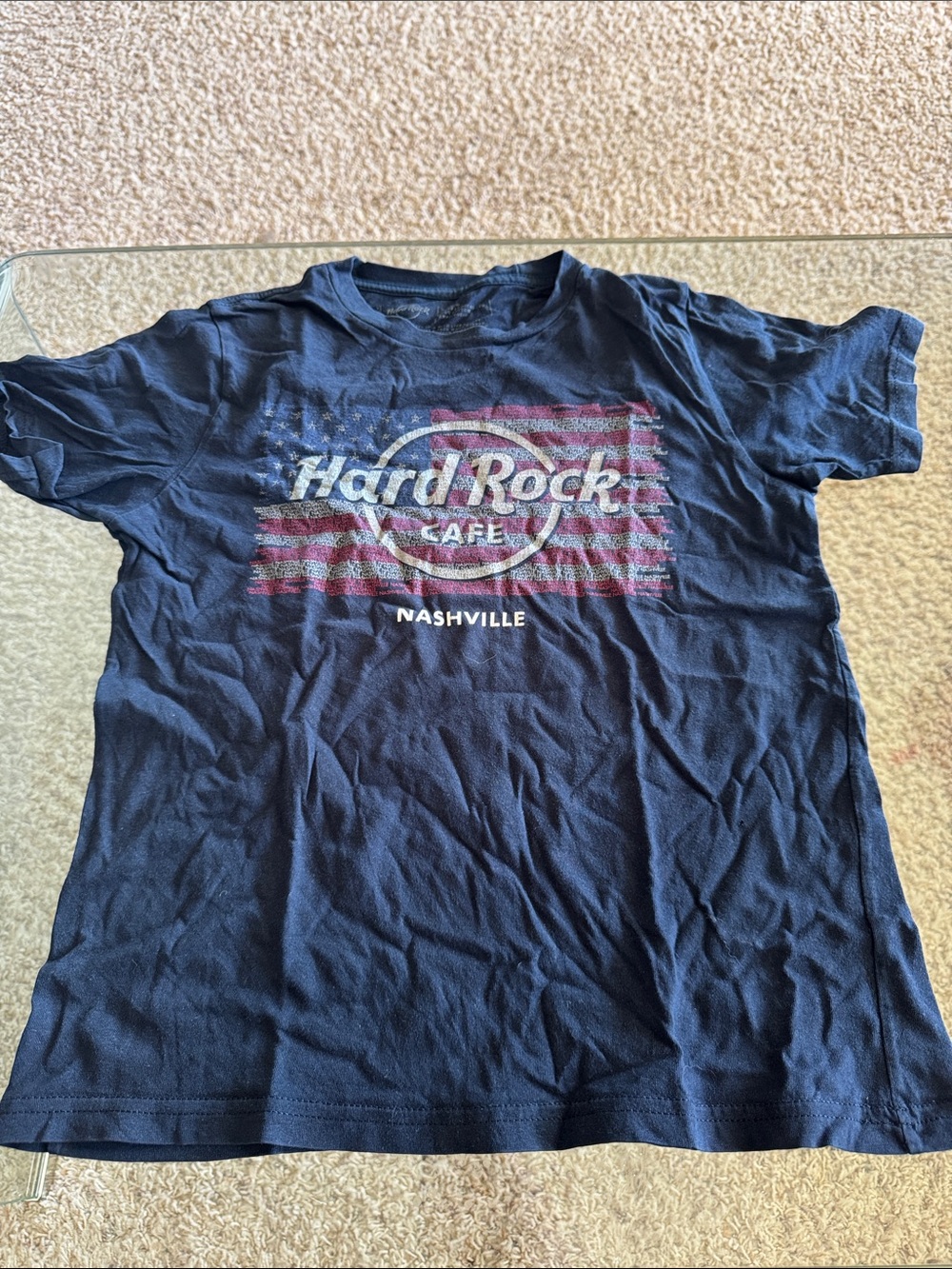 Hard Rock Cafe Nashville Navy Blue Tee with Red and White Logo, excellent condit